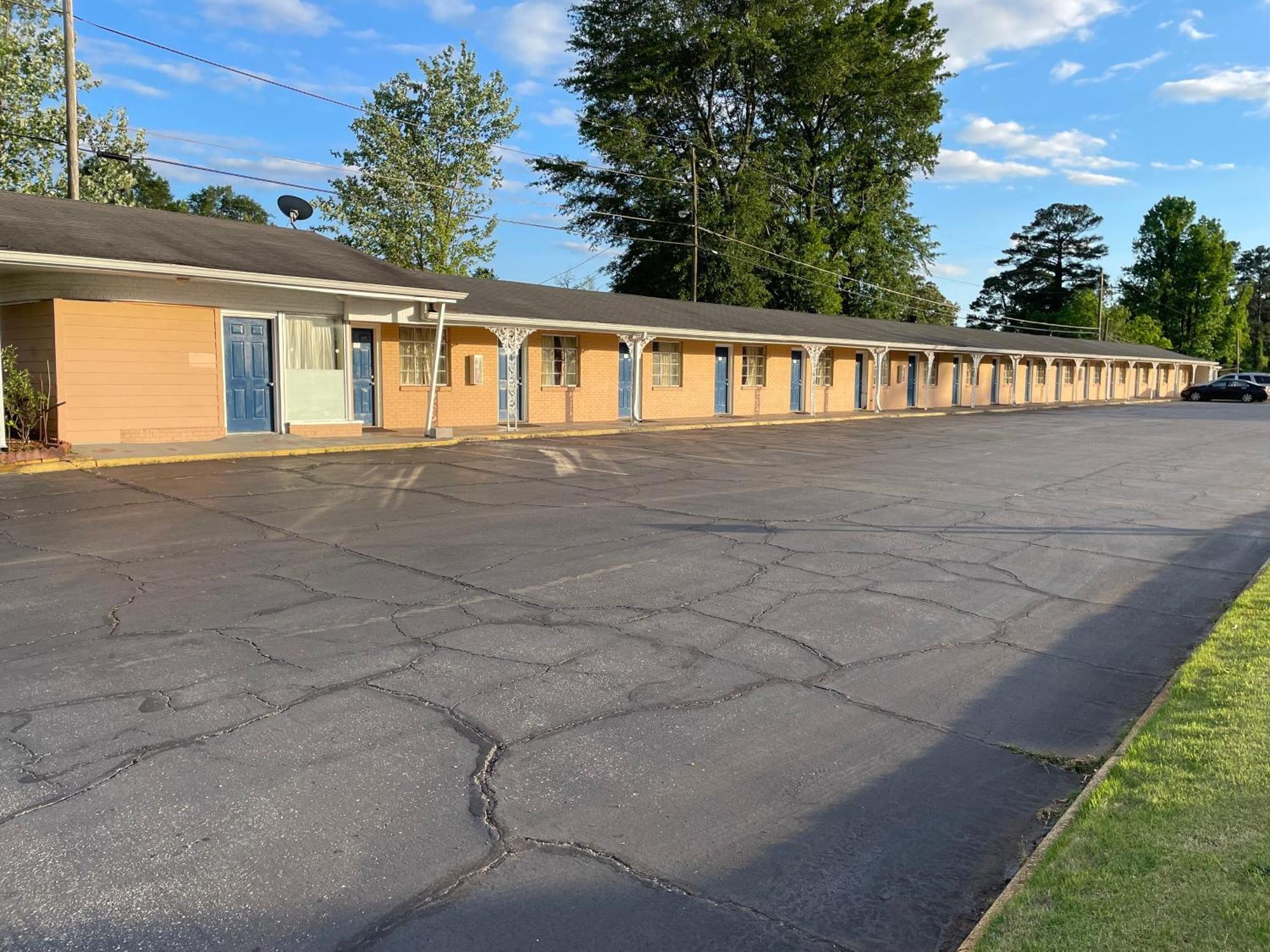 Bel-Aire Motel Tuscaloosa Exterior photo